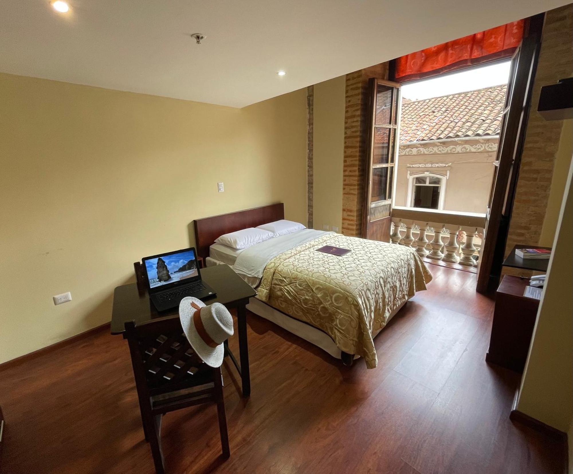 Flore Hotel Boutique Cuenca Eksteriør bilde